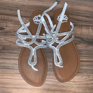 Women’s sandals